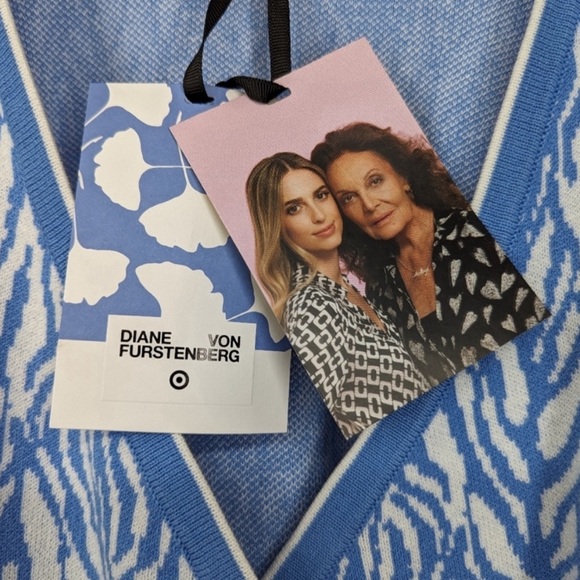 Diane Von Furstenberg by Target wrap dress - Picture 2 of 4